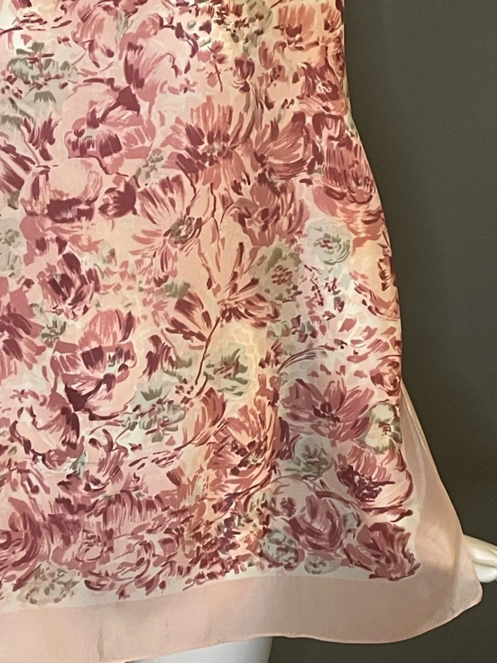 Pretty Vintsge Schiaparelli Silk Blend Scarf Large 27 In Fair Condition - Picture 5 of 10